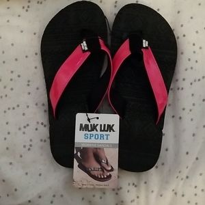 Muk Luk sandals